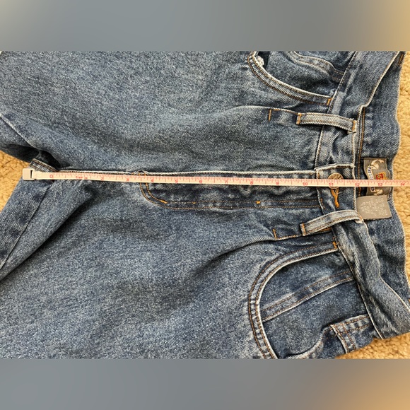 Vintage The Limited Cut-Off Pleated High Rise Blue Jean Shorts with Back Yoke - Picture 12 of 16